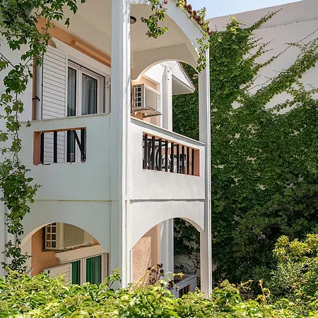 Apartament Elena Seafront Luxury *