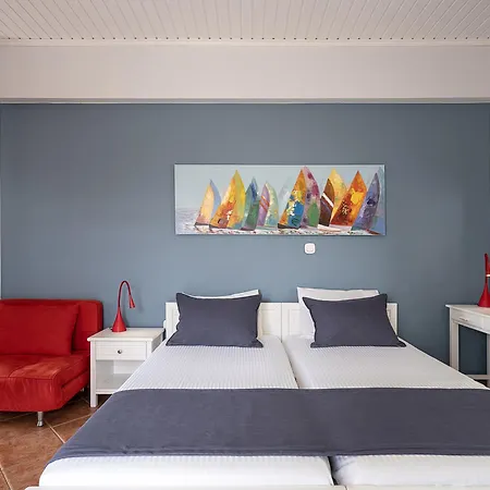 Elena Seafront Luxury *