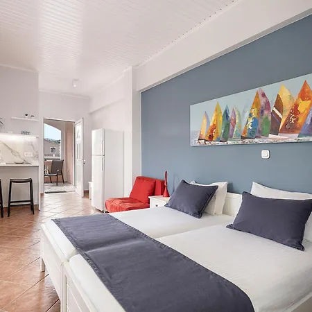 Elena Seafront Luxury * Almirida