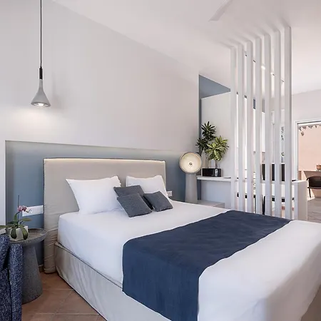 Elena Seafront Luxury Apartament Almirida