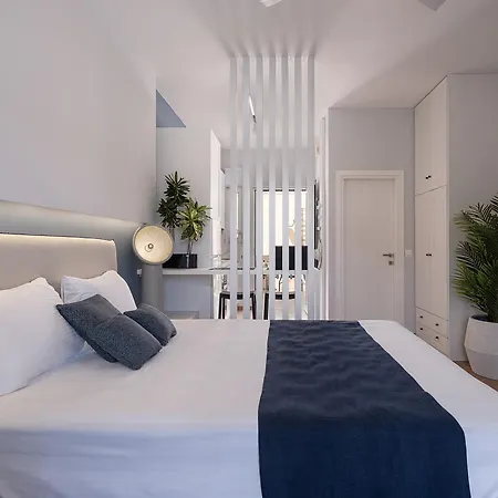 Elena Seafront Luxury *