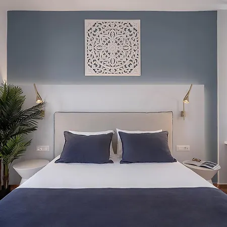 Elena Seafront Luxury Apartament Almirida