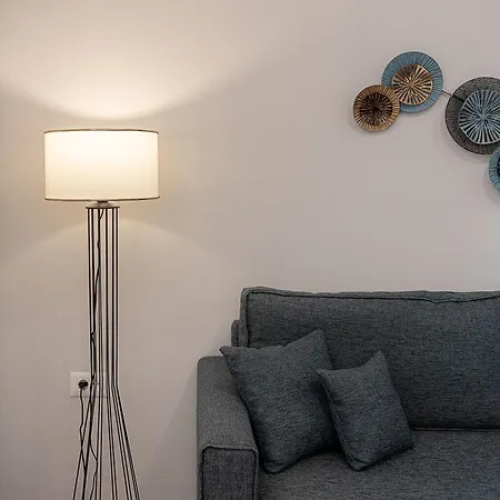 Elena Seafront Luxury Apartament